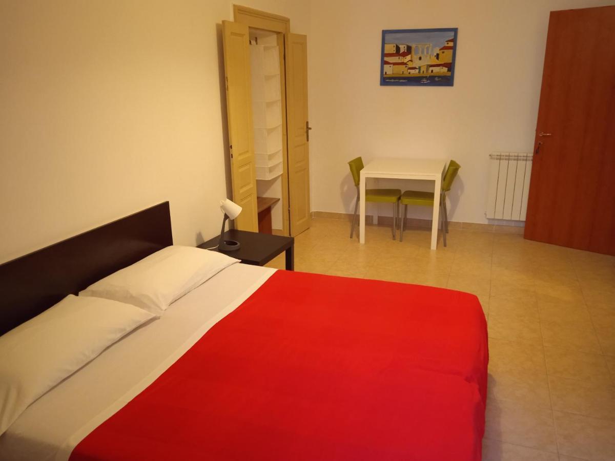 B&B Caravaggio Only 200 Metres From Ortigia 锡拉库扎 外观 照片